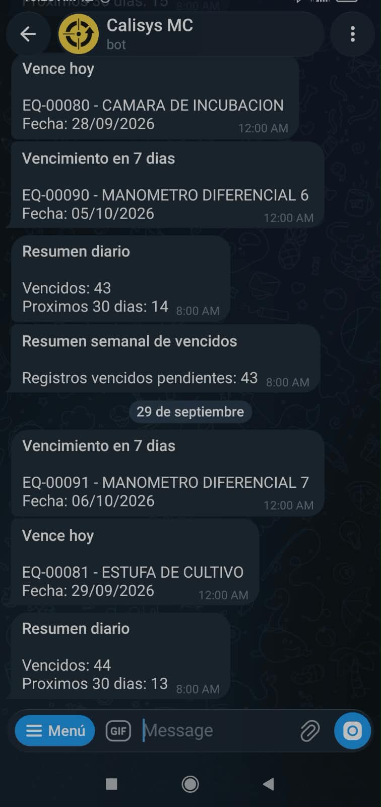 Captura del bot Calisys MC en Telegram con avisos de vencimiento y resúmenes